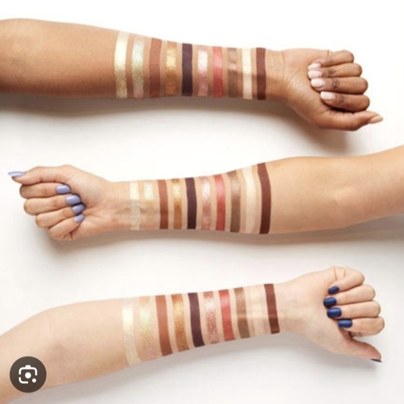 Bad Habit Cult Mania Palette - Picture 3 of 10